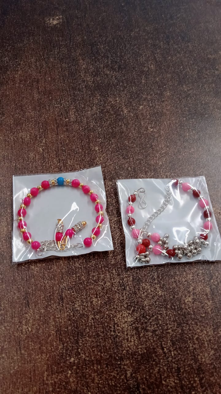 Traditional and Trendy Beaded Bracelet with Adjustable Chain (1 Pc) Traditional and Trendy Beaded Bracelet with Adjustable Chain (1 Pc)